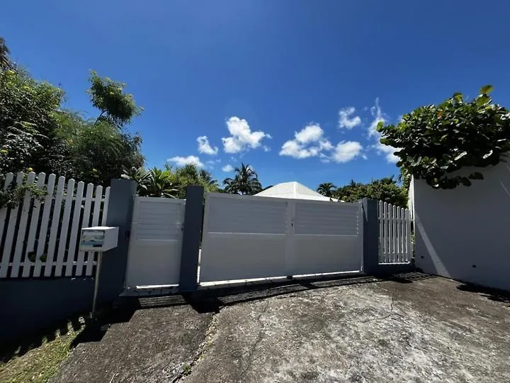 Ty Free Dom - Maison Climatisee Avec Piscine Chauffee Le Diamant